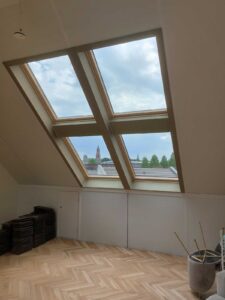 VELUX Quatro